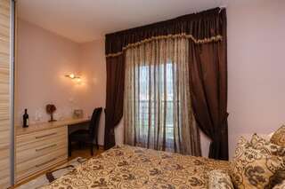 Апартаменты Apartment Pine Бар Апартаменты с видом на море-21
